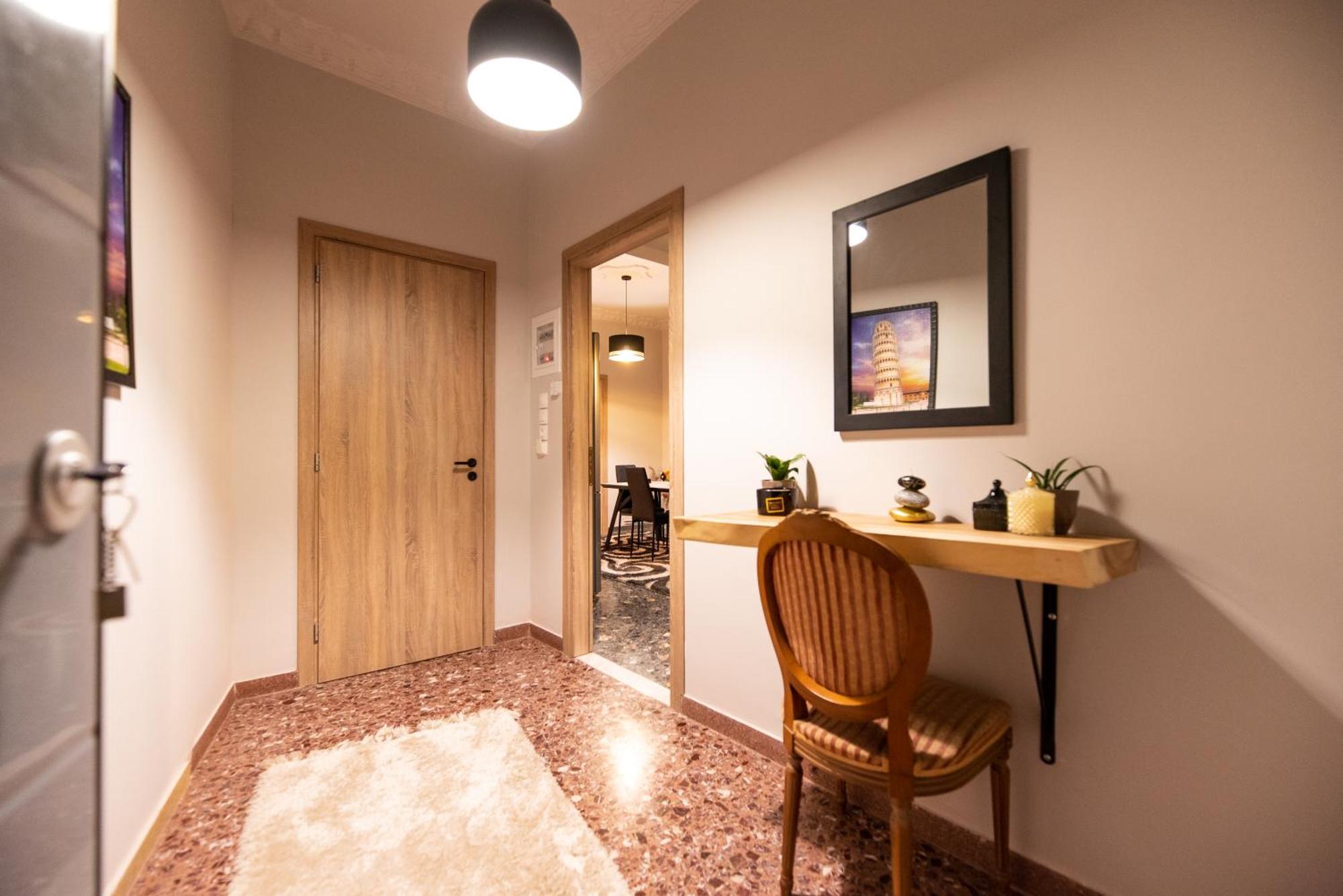 Stamos Apartment Airport Спата Екстер'єр фото