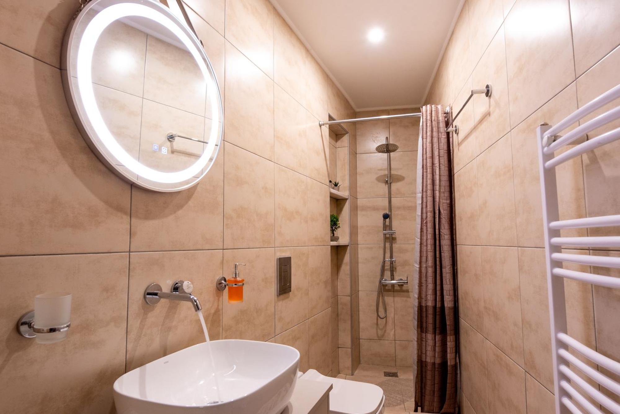 Stamos Apartment Airport Спата Екстер'єр фото