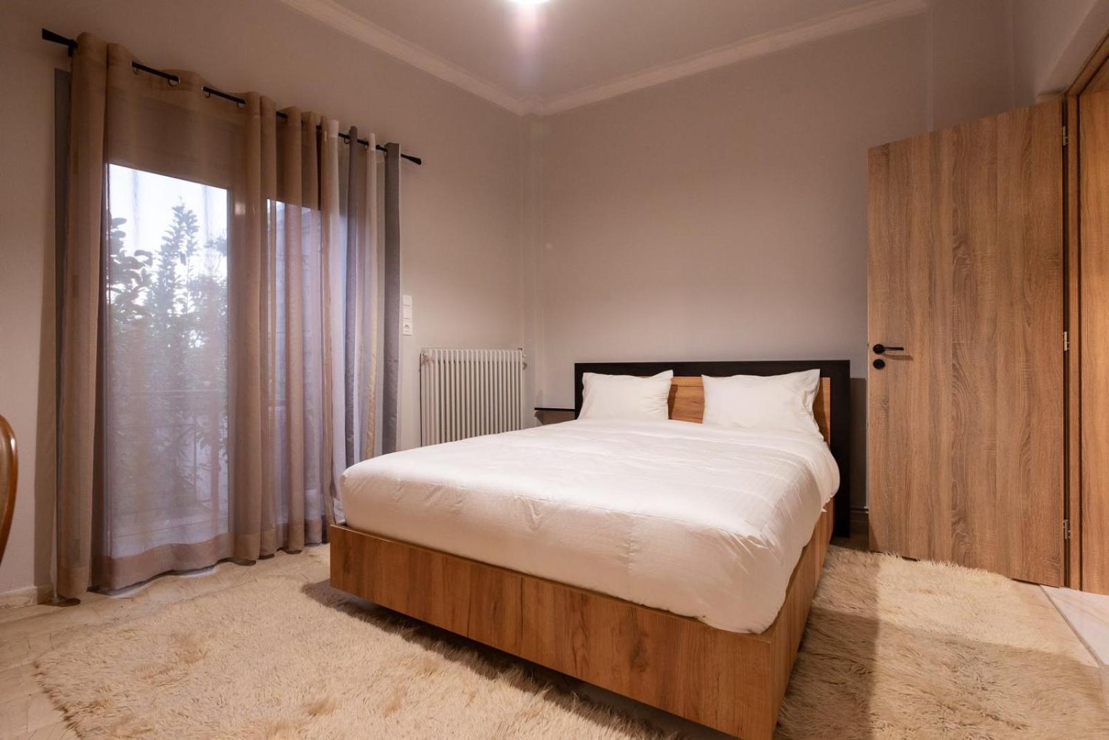 Stamos Apartment Airport Спата Екстер'єр фото